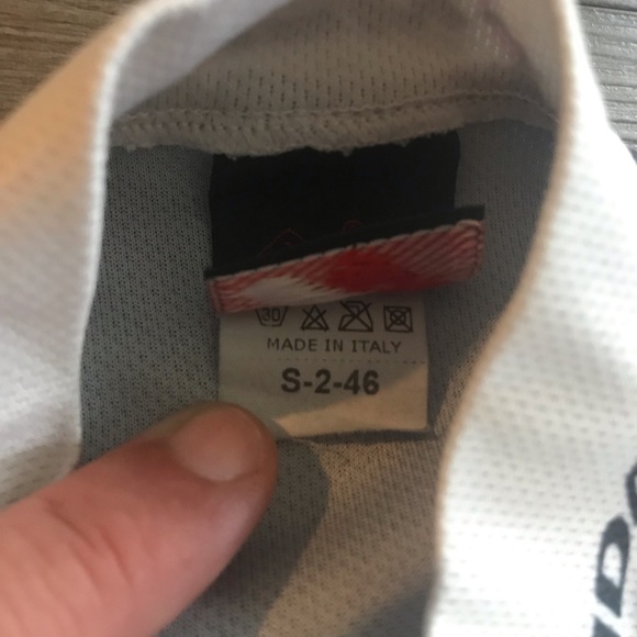 Cycling Jersey - Small - Picture 3 of 3